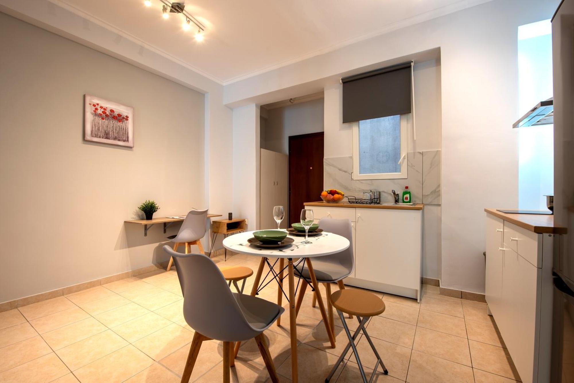 Spacious And Modern One Bedroom Apartment أثينا المظهر الخارجي الصورة